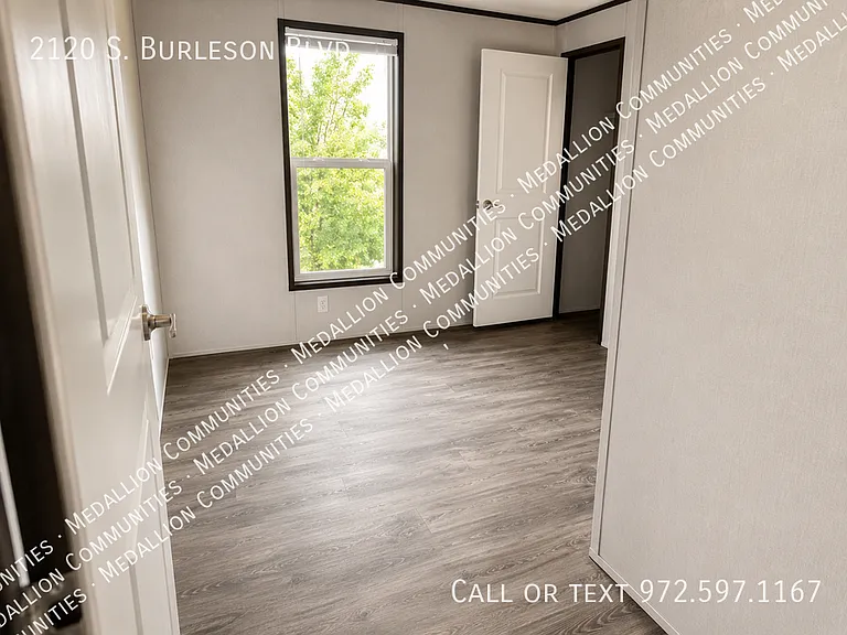 2120 S Burleson Blvd — Photo 7