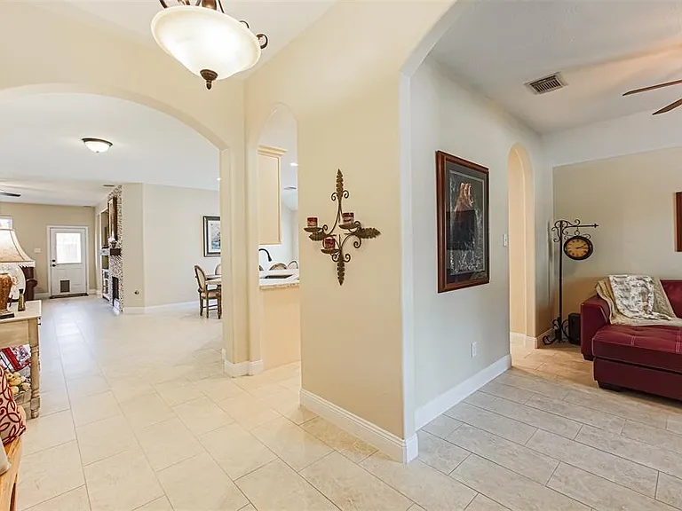 3034 Glenthorpe Ln — Photo 13