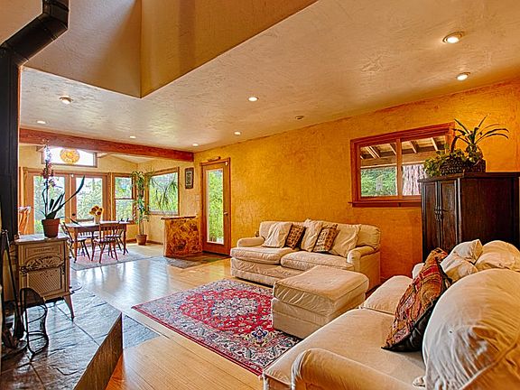 2nd image of 795 Sunlit Ln