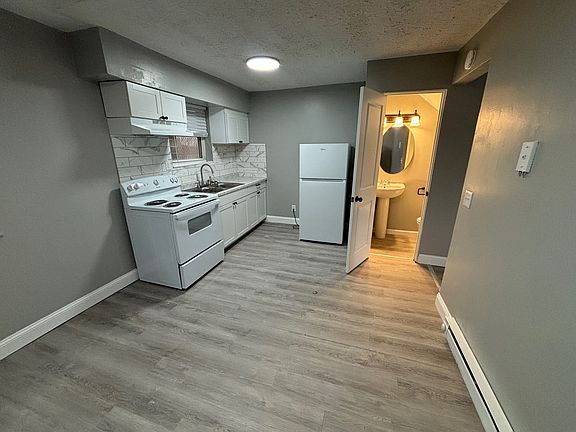 5th image of 134 S Union St #12