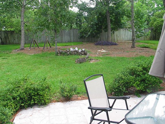 5th image of 202 Timbercove Cir