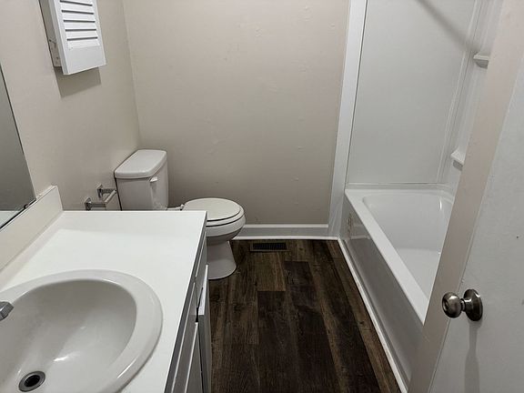 5th image of 176 Brown Blvd #192T