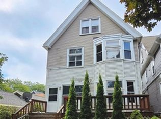 2819 N Cramer St FLOOR 1, Milwaukee, WI 53211