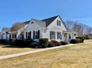 2555 Youngs Ave APT 2A, Southold, NY 11971