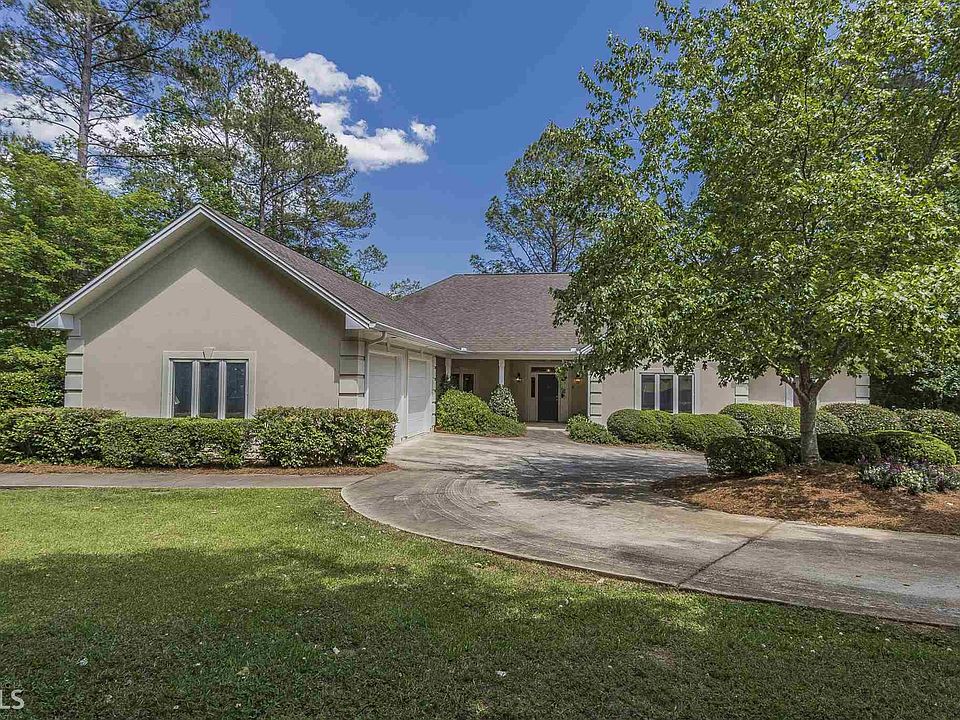 1st image of 1010 Colonial Ct #1107