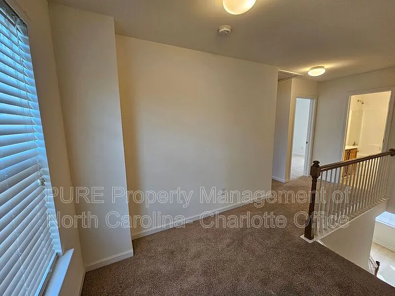 4423 Cades Cove Dr — Photo 15