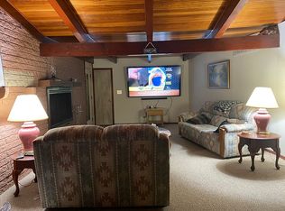 950 N Barker Rd, Brookfield, WI 53045