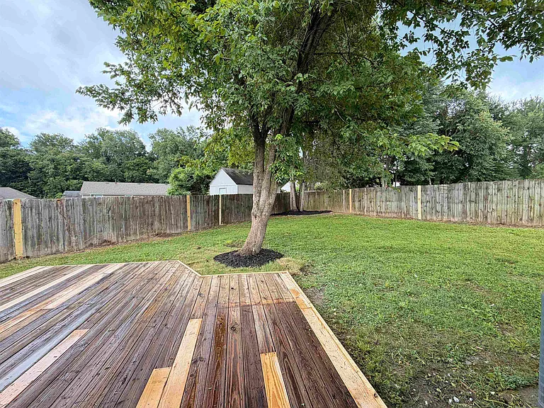 3884 Kerston Dr — Photo 35