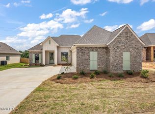 216 Azure Dr, Canton, MS 39046