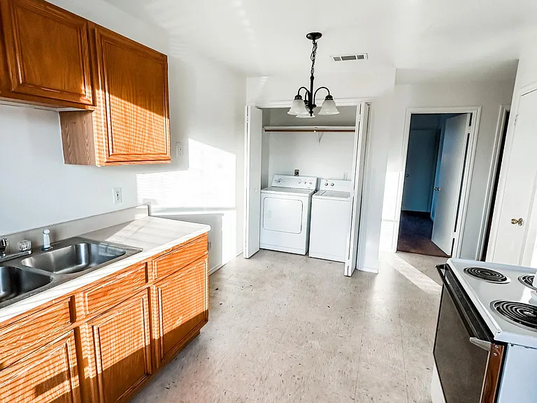 1604 Windward Dr #A — Photo 4