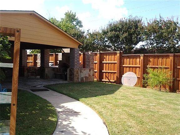 4th image of 6412 Blanco Ct