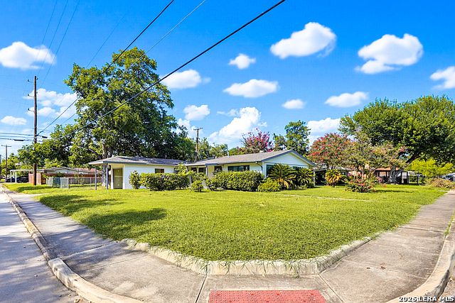 1st image of 271 Wayside Dr