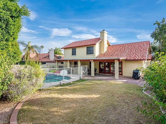 7432 W Morrow Dr -- MLS-37