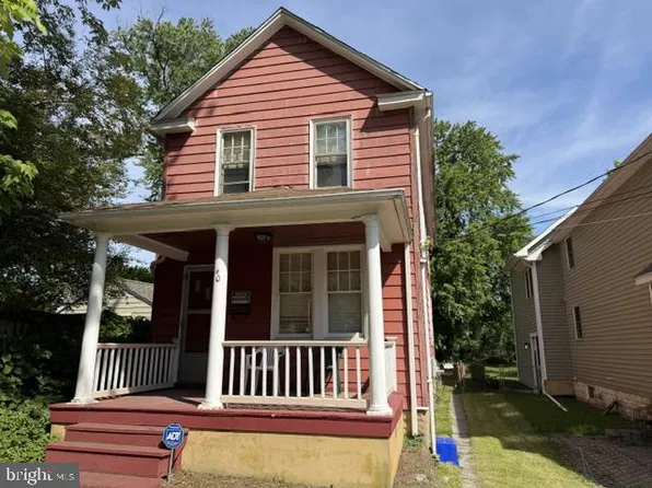 40 Munroe Ct, Annapolis, MD 21401