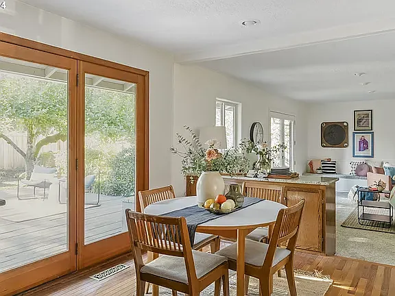 5722 SW Fernbrook Way — Photo 7