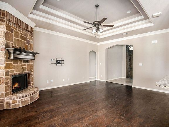 5th image of 136 Flying Diamond Dr