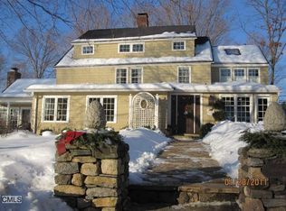2 Lookout Point, Ridgefield, CT 06877