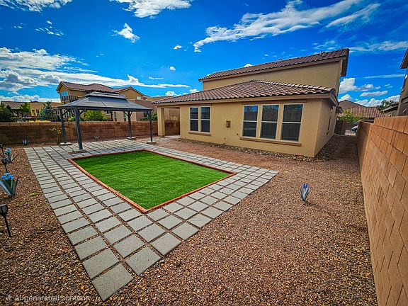 2nd image of 4762 Viento Del Norte