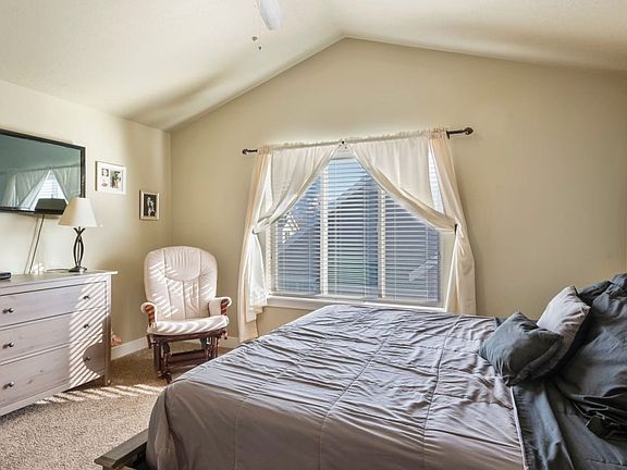 4th image of 1793 W Park Willow Way