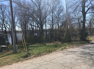 147 Holly Dr, Inman, SC 29349