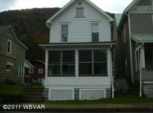 320 Susquehanna Ave, South Renovo, PA 17764