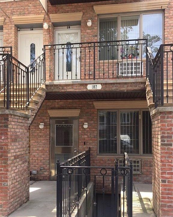 1st image of 102 Bay 31 St #1B