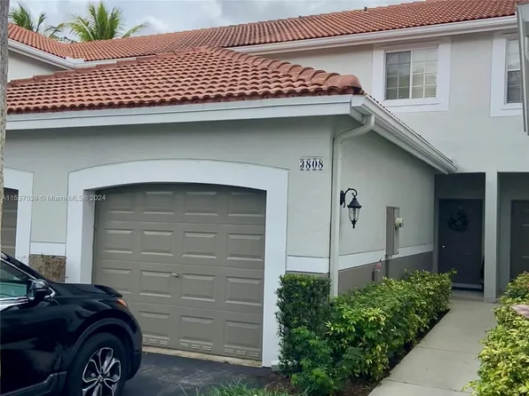 3808 San Simeon Cir, Weston, FL 33331