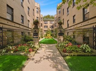 1532 W Fargo Ave APT 1N, Chicago, IL 60626