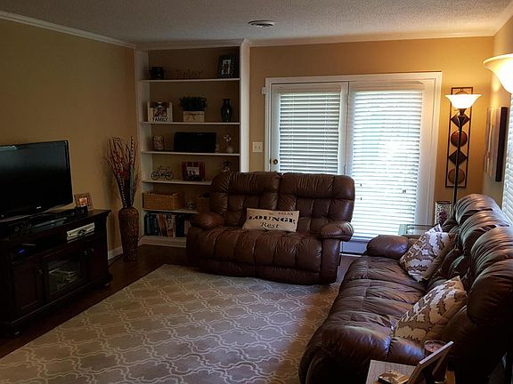 5th image of 6520 Westside Dr #5