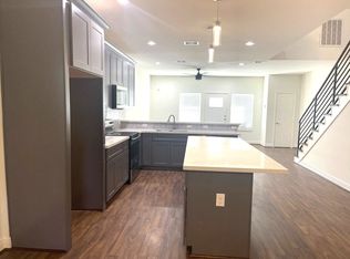 4913 Southwind St #B, Houston, TX 77033