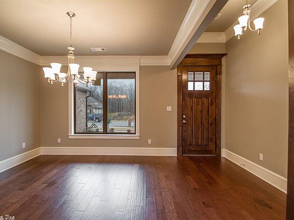 4th image of 2613 Aberdeen Dr