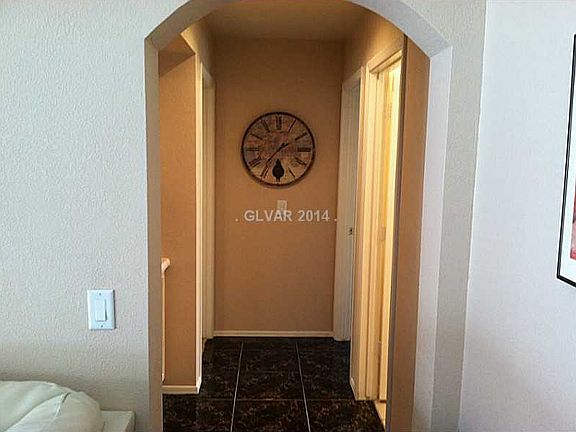 3rd image of 3017 Redington Dr