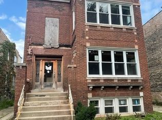 1935 Gunderson Ave, Berwyn, IL 60402
