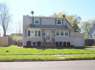 116 Martin Dr, South Plainfield, NJ