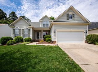 1120 Oleander Dr, Lake Wylie, SC 29710