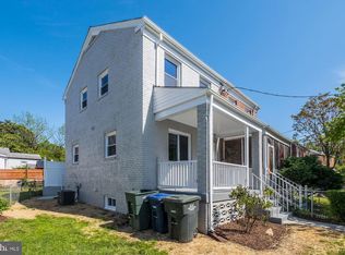 1004 30th St SE, Washington, DC 20019