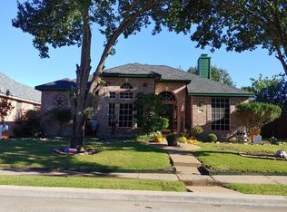 7510 Centenary Dr, Rowlett, TX 75089