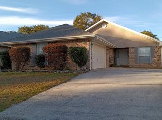 3312 Linger Ct, Pensacola, FL 32526