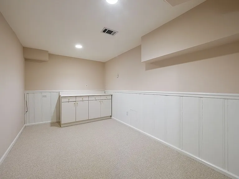 2702 Navarre Dr — Photo 33