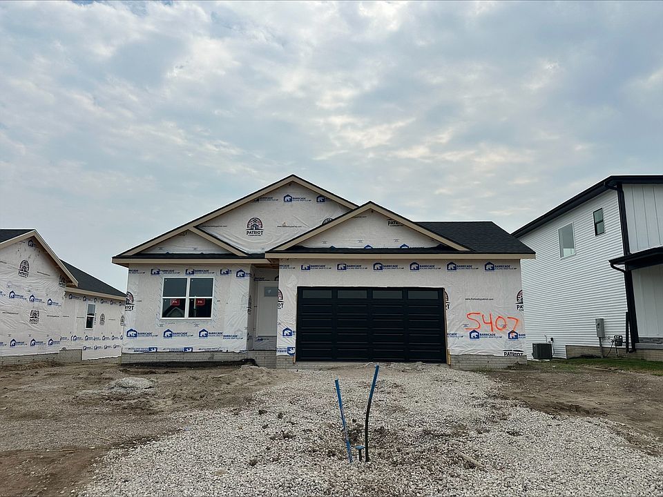 1st image of 5407 Leyden Ave
