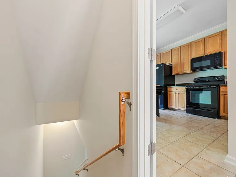 160 Grey Elm Trl — Photo 15