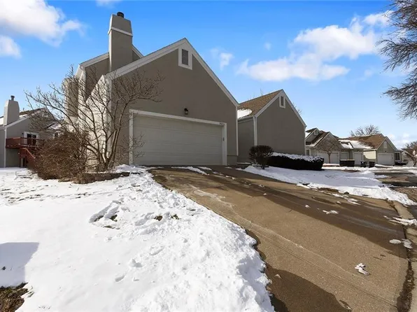 9614 NE Cherry Ct, Kansas City, MO 64155