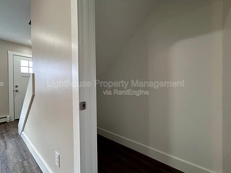 2875 Taft Ave SW #7 — Photo 10