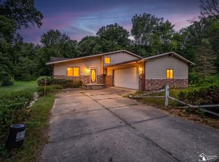 10191 Yensch Rd, Maybee, MI 48159
