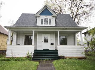711 10th St S, Fargo, ND 58103