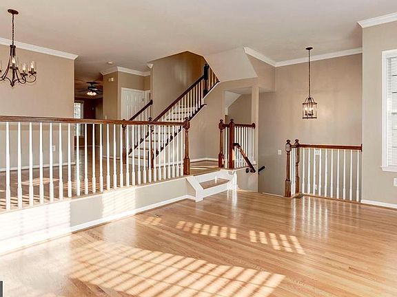 4th image of 3394 Governors Crest Ct