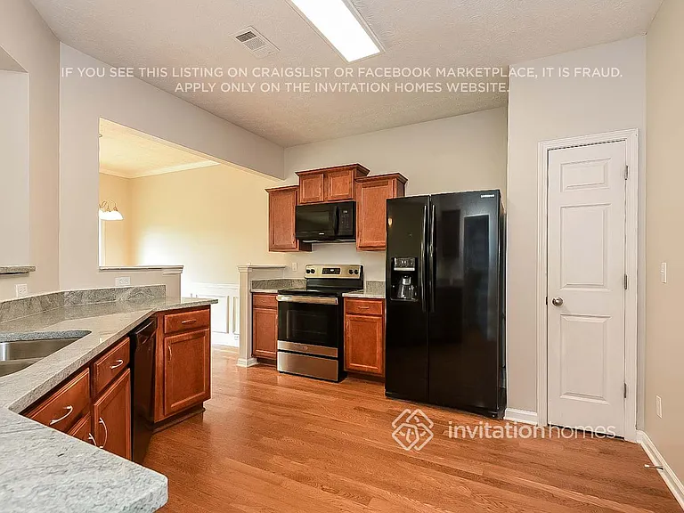 739 Mountain Laurel Dr — Photo 5