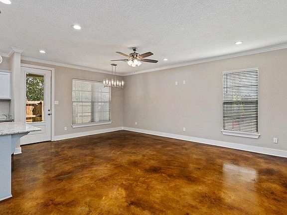 4th image of 3631 Croyant Ct