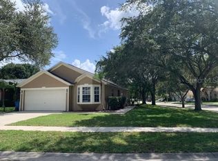 1914 Brandon Brook Rd, Valrico, FL 33594