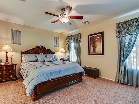 2nd image of 30431 N Gunderson Dr
